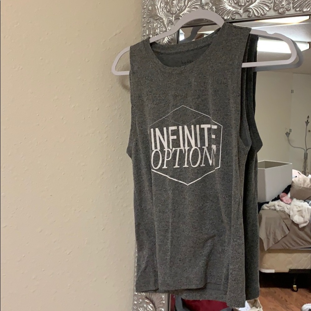 Muscle tank